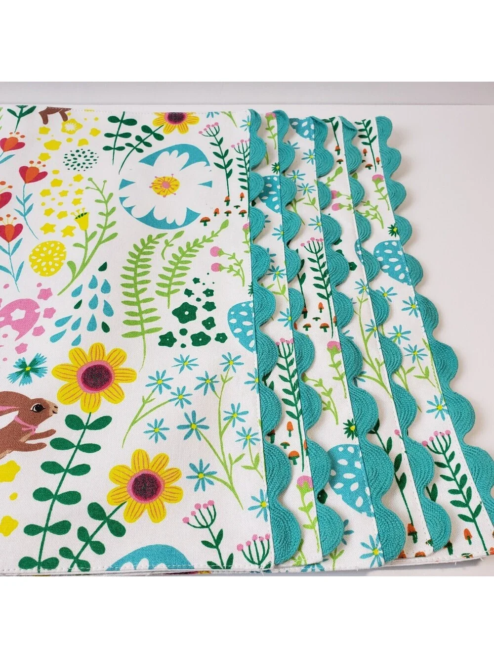 White Floral Easter Bunny Rabbit Placemats QTY 5 Cotton Teal Ric Rac Edges